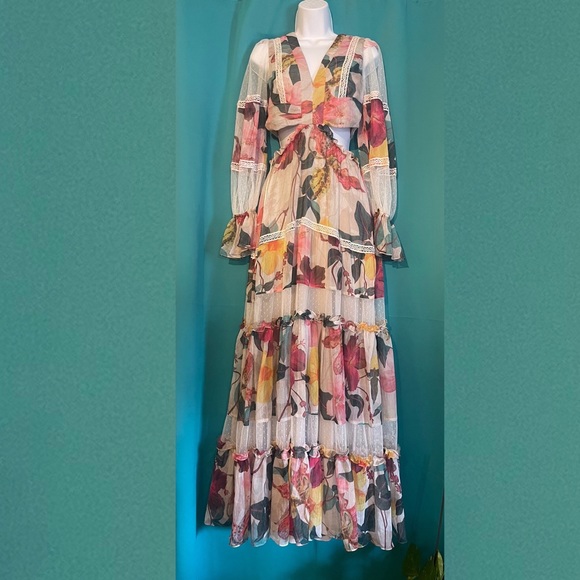 PAT BOHibiscus Lace Trim Cut Out Maxi Dress - Picture 6 of 9